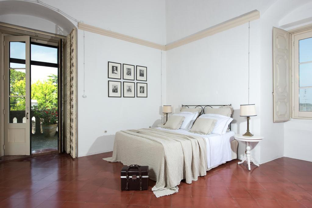 Castello Di Casamassella Bed and Breakfast Buitenkant foto
