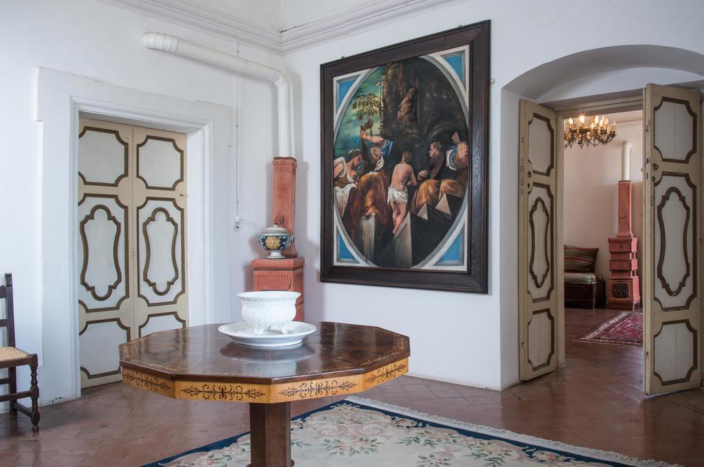 Castello Di Casamassella Bed and Breakfast Buitenkant foto