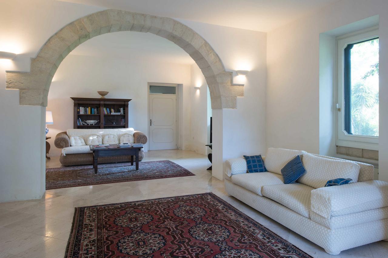 Castello Di Casamassella Bed and Breakfast Kamer foto