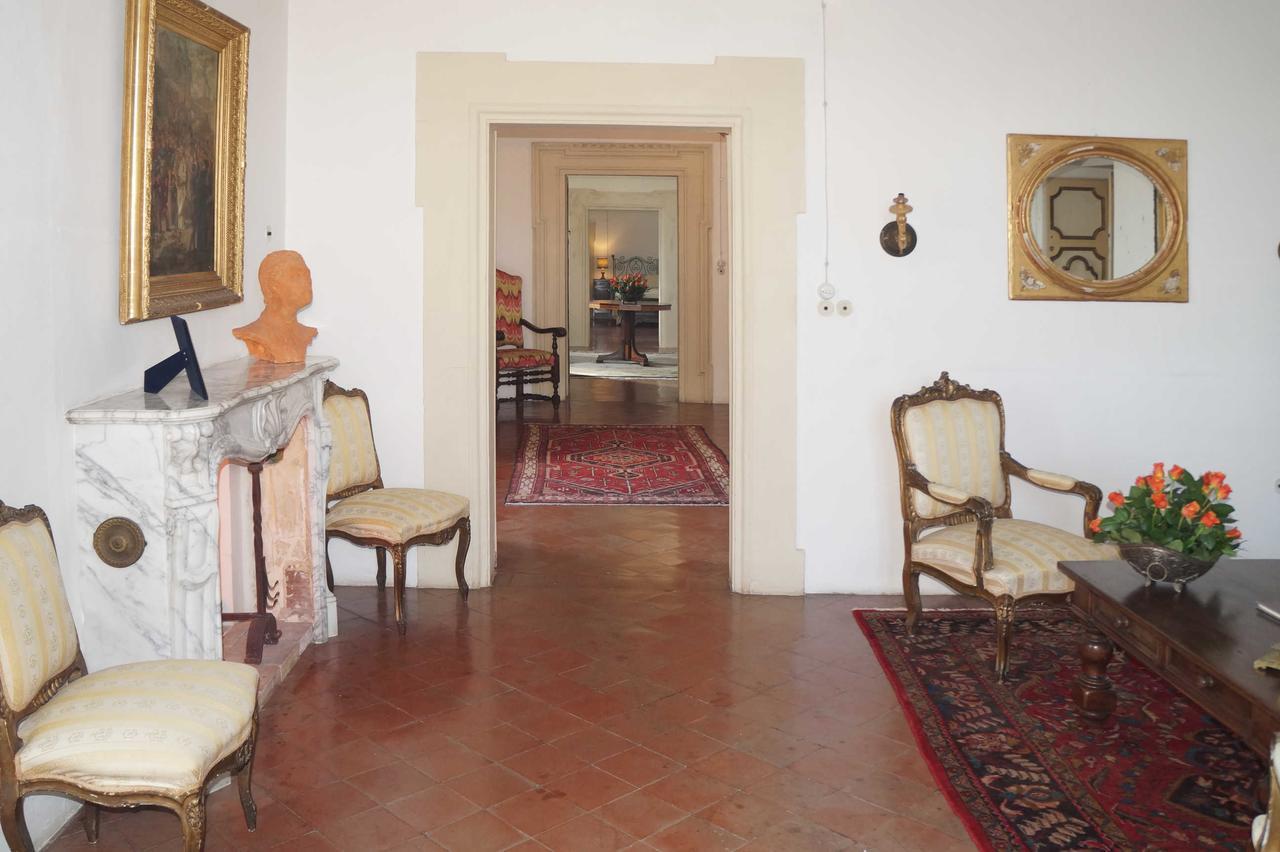 Castello Di Casamassella Bed and Breakfast Buitenkant foto