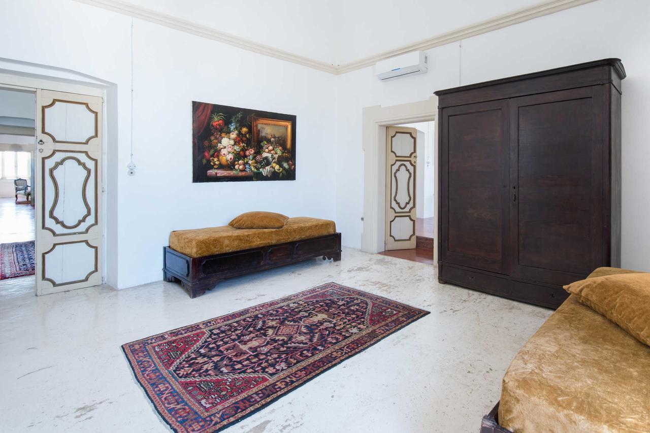 Castello Di Casamassella Bed and Breakfast Kamer foto